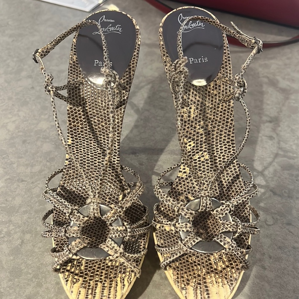 Louboutin. Snake skin. Sz 40.5